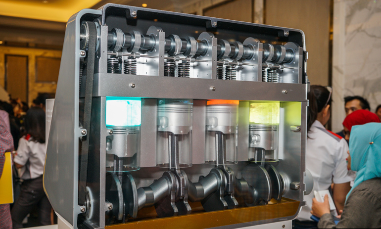 Το πόσο καθαρός και αποδοτικός είναι ένας κινητήρας εξαρτάται από το καύσιμο...