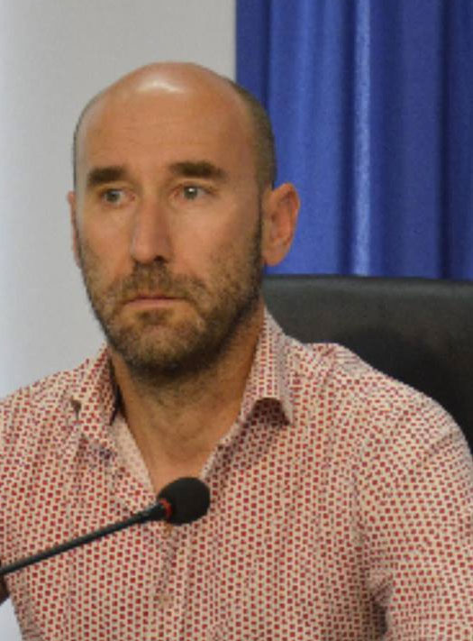 Ο δικηγόρος, Δ. Μπουσμπουρέλης