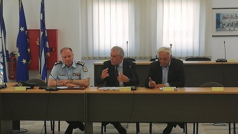 Σύσκεψη υπό τον Νίκο Τόσκα στο δημαρχείο Π. Φαλήρου για θέματα αστυνόμευσης της περιοχής
