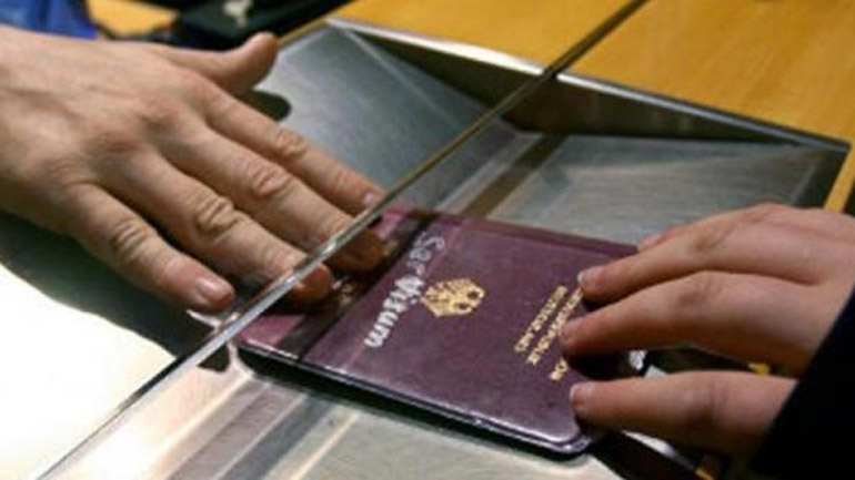 Πάτρα: Συλλήψεις αλλοδαπών για πλαστά ταξιδιωτικά έγγραφα