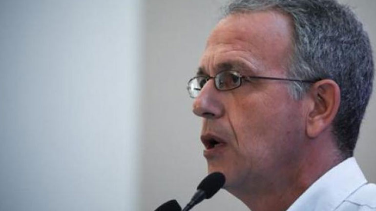 «Ο ΣΥΡΙΖΑ και η κυβέρνηση ούτε απειλούνται ούτε εκβιάζονται»