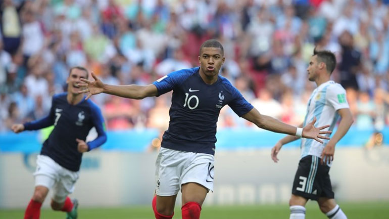 Ο Εμπαπέ μόλις έχει σκοράρει για δεύτερη φορά στο ματς