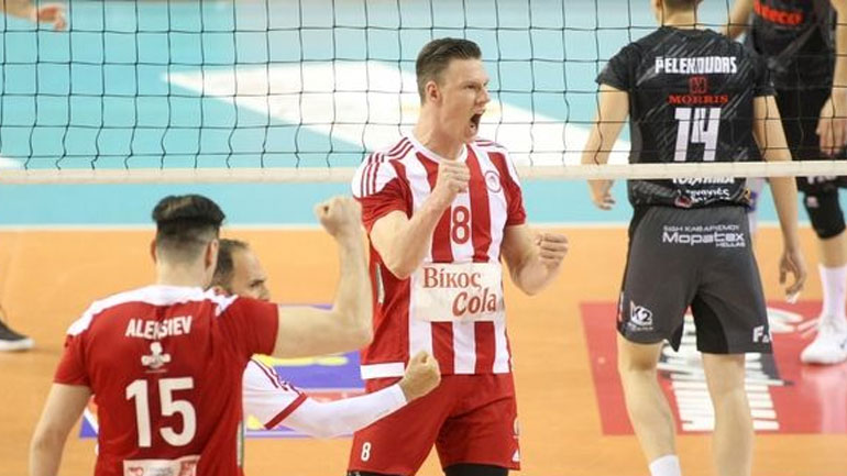 Βόλεϊ: Παρέμεινε στον Ολυμπιακό ο Μπέμε