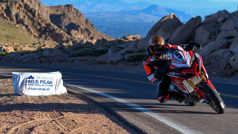 Η Ducati ξανά στο θρόνο του Pikes Peak