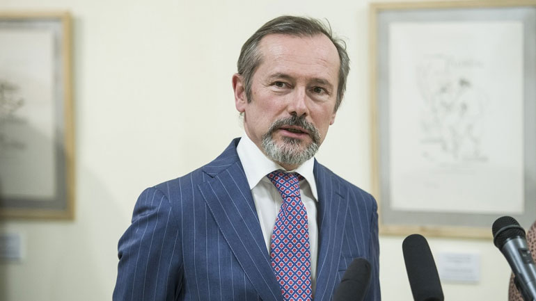 Ο Μακρόν αντικατέστησε τον Γάλλο πρέσβη στην Ουγγαρία