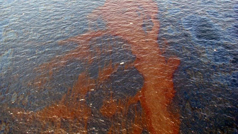 Συλλήψεις για πρόκληση θαλάσσιας ρύπανσης στη Ρόδο