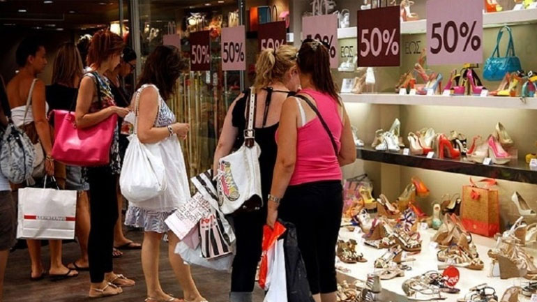 Από τη Δευτέρα 9 Ιουλίου αρχίζουν οι θερινές εκπτώσεις