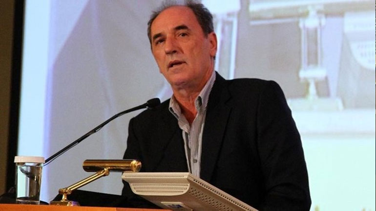 Σταθάκης: «Μείωση τιμών κατά 20% στις επενδύσεις φωτοβολταϊκών και κατά 35% σε εκείνες των αιολικών»