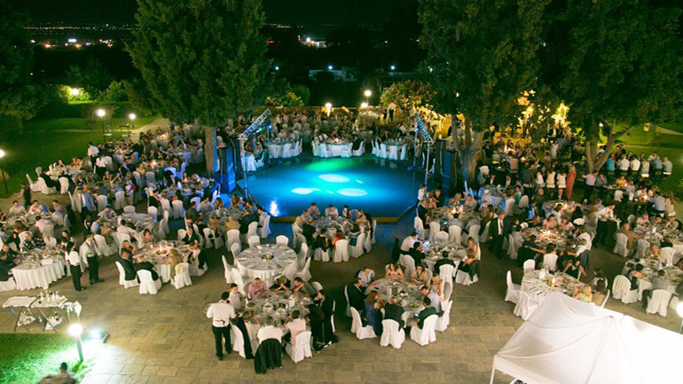 «Χορός Κάτω από τ’ Άστρα» στην Αμερικάνικη Γεωργική Σχολή