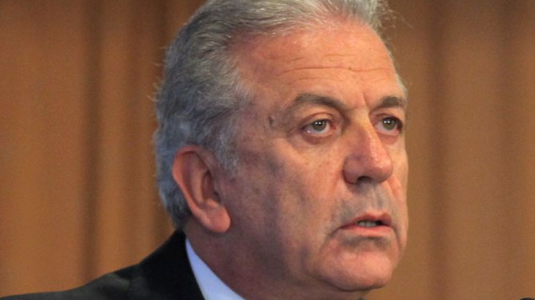 Αβραμόπουλος: Το μεταναστευτικό θα καθορίσει τη συνοχή και την ενότητά μας