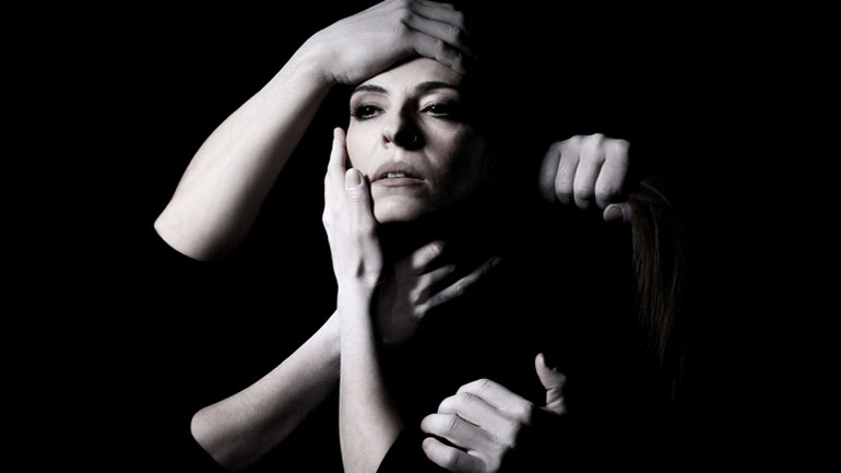 Sold out κι έξτρα παράσταση στο Ηρώδειο: Αντιγόνη του Σοφοκλή σε σκηνοθεσία Χειλάκη-Δούνια