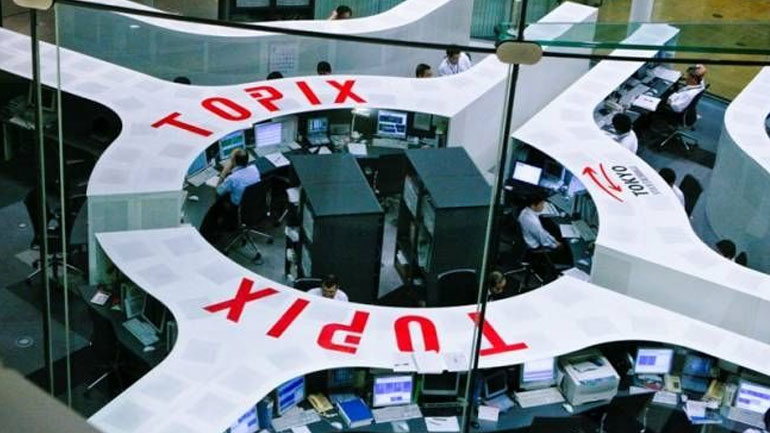 Με πτώση έκλεισε το Τόκιο