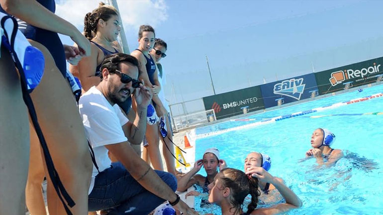 Πόλο: Ανέλαβε τη γυναικεία ομάδα της Γλυφάδας ο Σαλάχας