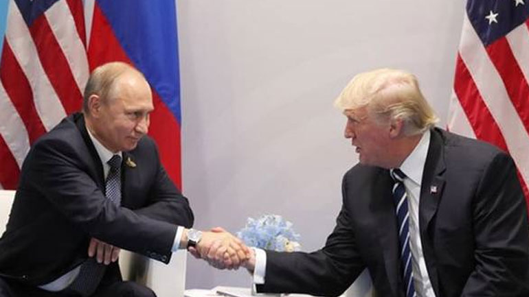 Το Κρεμλίνο δεν αποκλείει το ενδεχόμενο Πούτιν και Τραμπ να συναντηθούν τετ- α-τετ στο Ελσίνκι