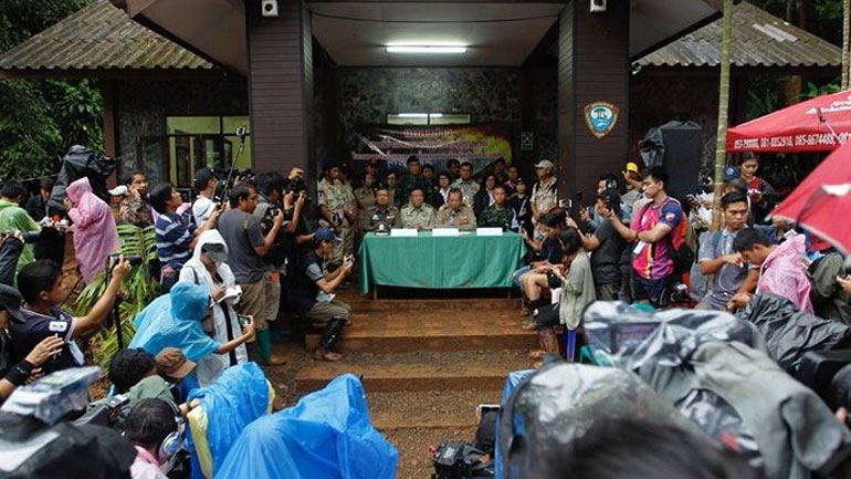 Ταϊλάνδη: Προπόνηση στις καταδύσεις θα κάνουν τα παιδιά που παραμένουν εγκλωβισμένα στο σπήλαιο