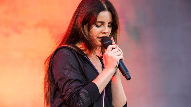 Το τραγούδι «Elvis» της Λάνα Ντελ Ρέι στο ντοκιμαντέρ «The King» του Γιουτζίν Τζαρέκι