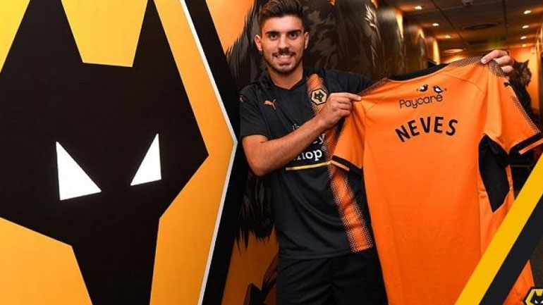 Aγγλία: Παρέμεινε στη Γουλβς ο Ρούμπεν Νέβες