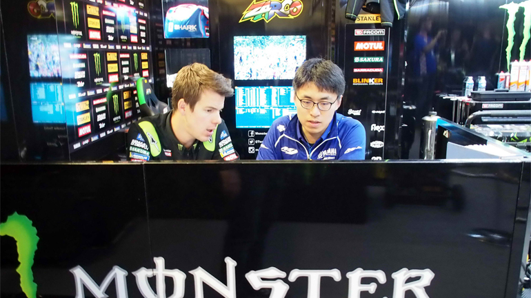 Σύλληψη επ΄αυτοφώρω. Πολύ στενή η συνεργασία της εργοστασιακής ομάδας με την Tech3 