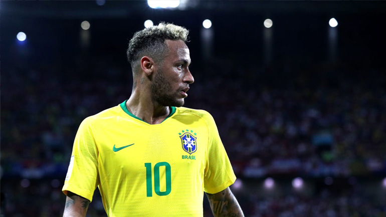 «Ο Νεϊμάρ μπορεί να εκθρονίσει τον Μέσι και τον Κριστιάνο»