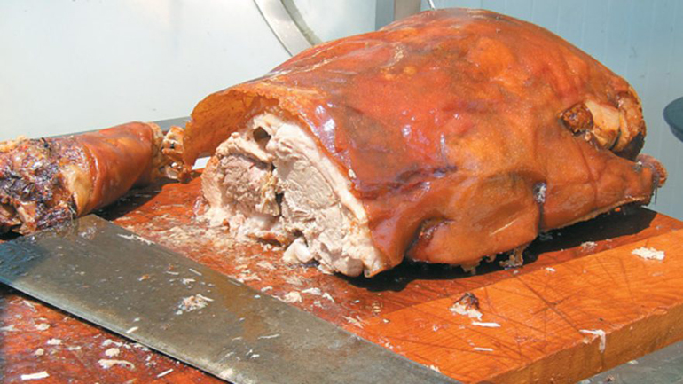 Καλαμάτα: Δεκατρείς στο νοσοκομείο από χαλασμένη γουρνοπούλα Καλαμάτα: Δεκατρείς στο νοσοκομείο από χαλασμένη γουρνοπούλα