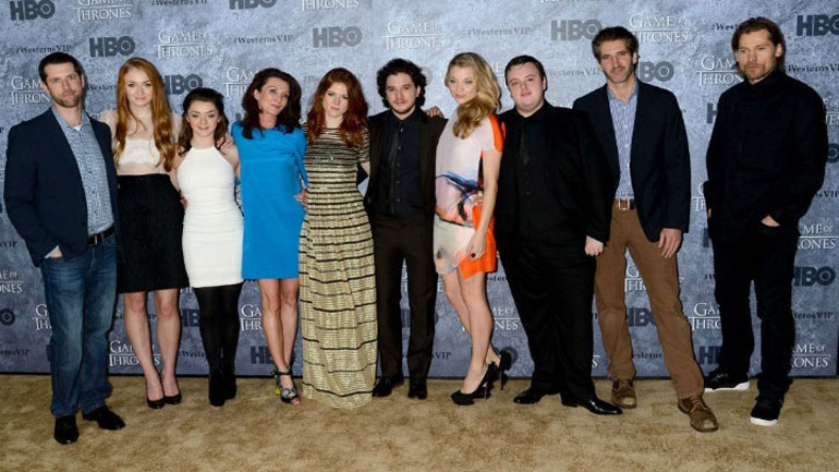 Οι αστέρες από το «Game of Thrones» σε «αποχαιρετιστήριο» πάρτι στο Μπέλφαστ