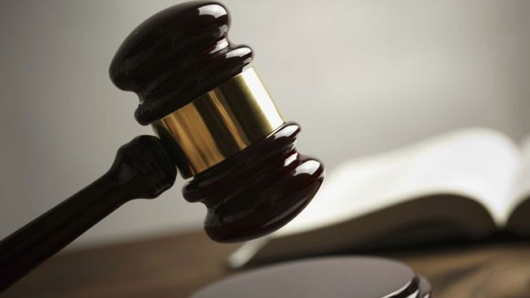 Πολωνία: Η πρόεδρος του Ανώτατου Δικαστηρίου αψήφησε τον νόμο που την αναγκάζει να παραιτηθεί και εμφανίστηκε στο δικαστήριο