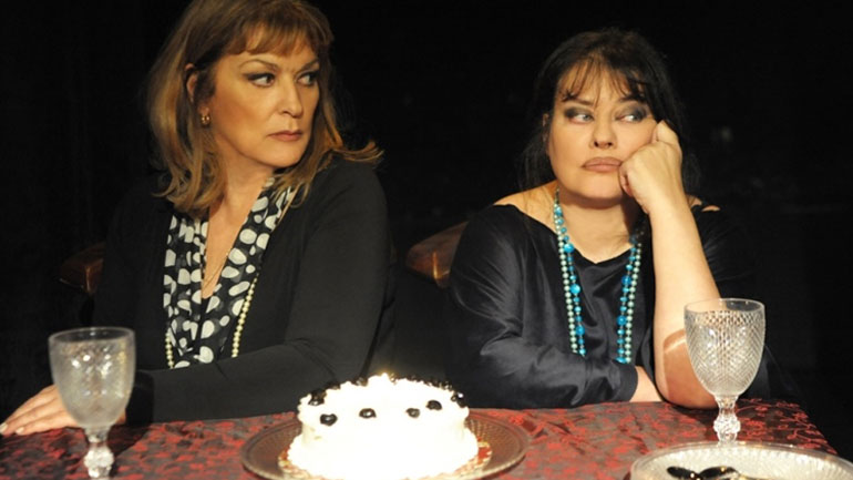 «Ο Ένοικος» με τις Άννα Παντζέλη και Λίνα Μαρκάκη στο θέατρο Αλκμήνη