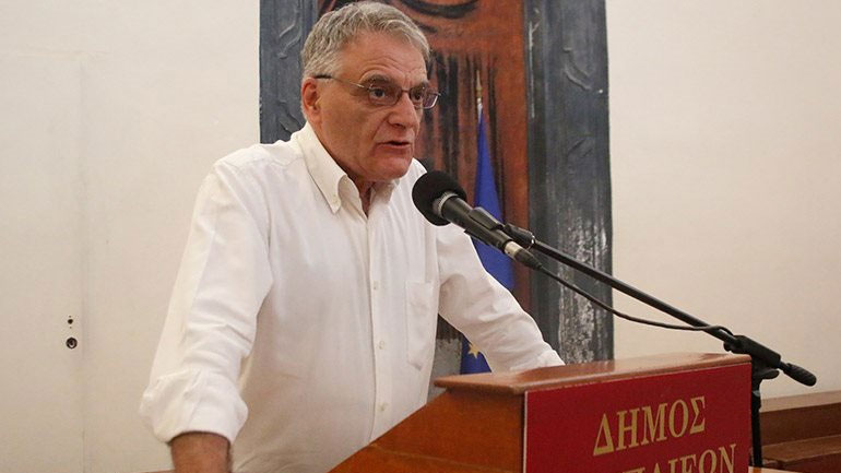 Αποδοκιμασίες κατά Πουλάκη στο Κιλκίς για το Σκοπιανό