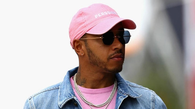 Με την Αγγλία στον τελικό ο Χάμιλτον