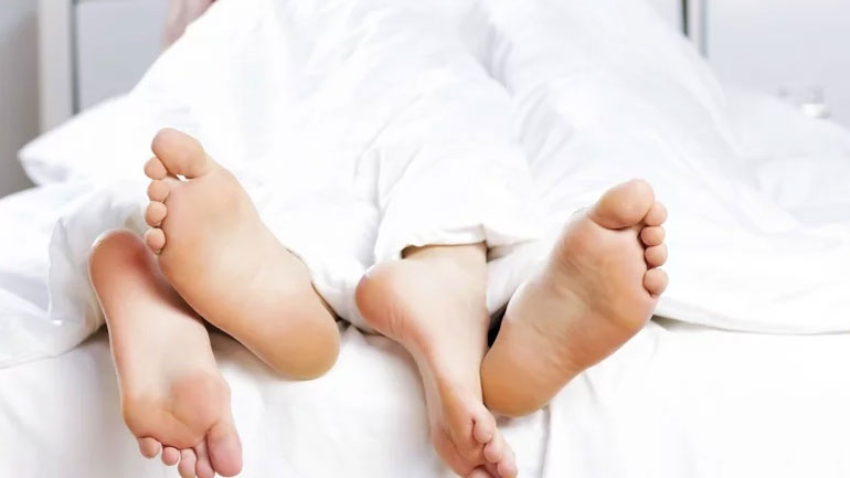 Οι γυναίκες συλλαμβάνουν πιο εύκολα με νεότερους άνδρες