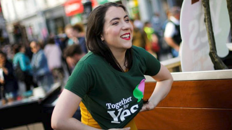 Ιρλανδία: Δημοψήφισμα για τον «ρόλο» της γυναίκας «στο σπίτι» θα προκηρύξει η κυβέρνηση