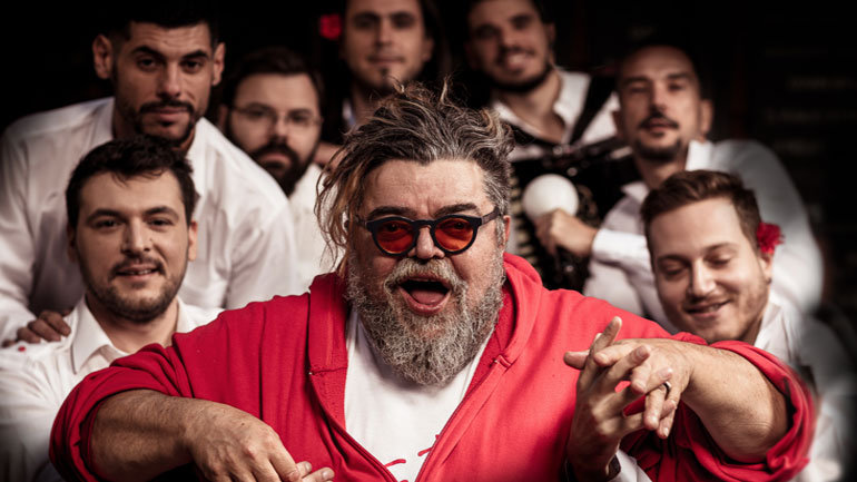 Ο Σταμάτης Κραουνάκης και οι «Σπείρα Σπείρα» στη Μονή Λαζαριστών