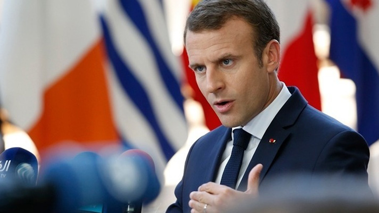 Κοντά στη Γαλλία ο Μακρόν