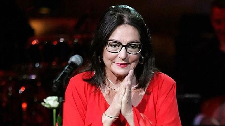 «Έναν μύθο θα σας πω», τραγούδησε η Νάνα Μούσχουρη για τα παιδιά της «Ελπίδας»