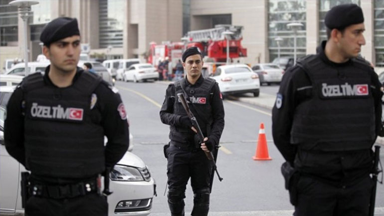 Τουρκία: Δύο Βρετανοί πολίτες συνελήφθησαν για «τρομοκρατική προπαγάνδα»