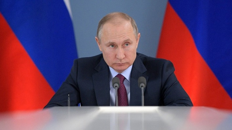 Ο Πούτιν προσκάλεσε στο Κρεμλίνο την εθνική Ρωσίας