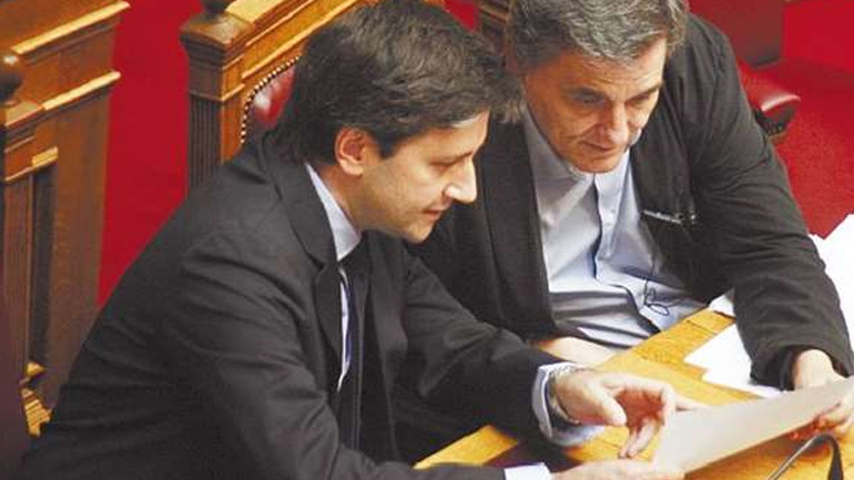 Στις ΗΠΑ Τσακαλώτος και Χουλιαράκης για επαφές με εκπροσώπους επενδυτικών οίκων