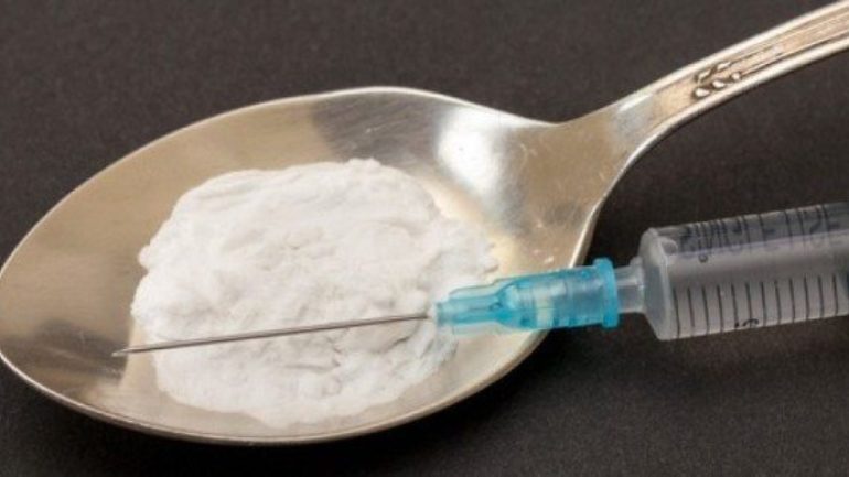 Ετοιμαζόταν να πουλήσει το ‘λευκό θάνατο’ στα στέκια των τοξικομανών…