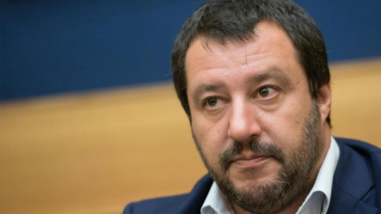 «Θα ζητήσω να σταματήσουν οι αφίξεις πλοίων με μετανάστες στην Ιταλία»