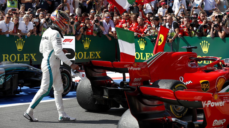 Η Mercedes κατηγορεί τη Ferrari