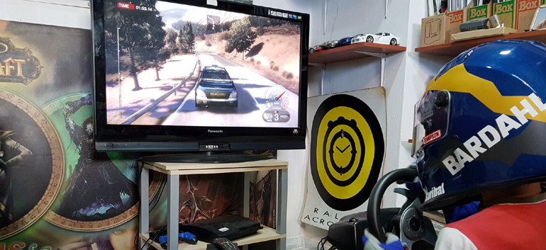 Όσοι δεν μπορείτε τη δουλειά και την πίεση, να πάτε να παίξετε... Play Station. Απλά πράγματα και χωρίς ρίσκο!