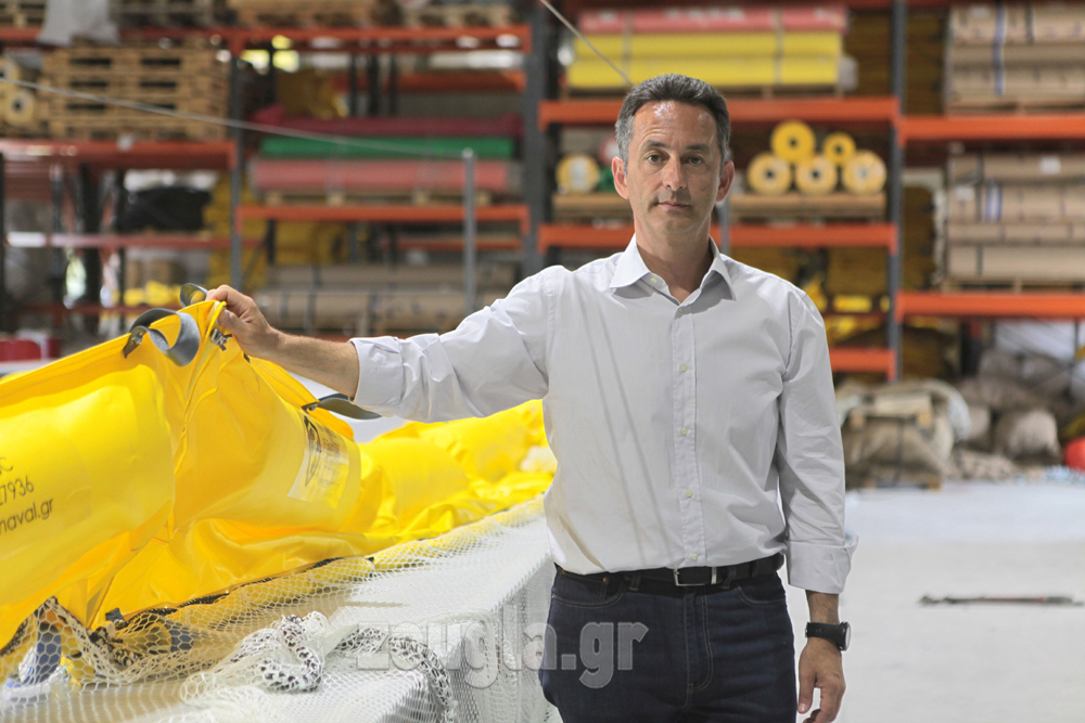 Νίκος Κολιαράκης (ιδιοκτήτης εταιρείας κατασκευής πλωτών φραγμάτων για μέδουσες)