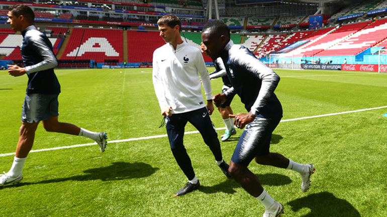 Γαλλία: Επιστρέφει στην ενδεκάδα ο Ματουιντί