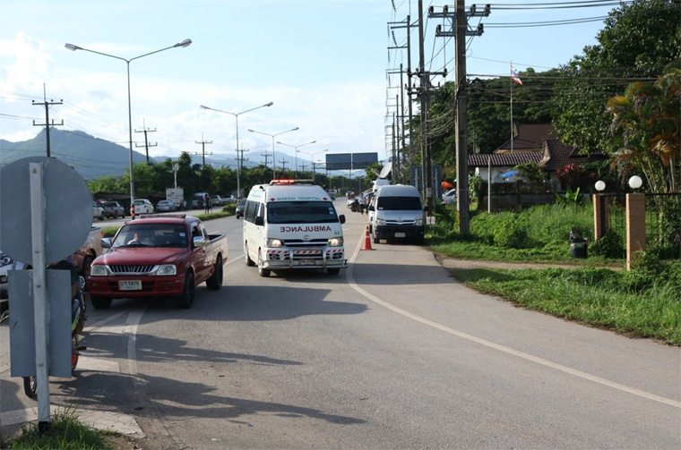 Το ασθενοφόρο που φέρεται να μετέφερε το πέμπτο παιδί