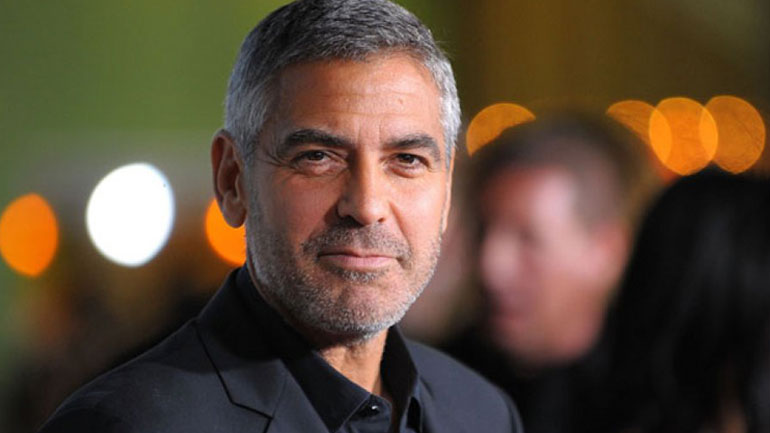 Ο Τζορτζ Κλούνεϊ τραυματίστηκε ενώ οδηγούσε σκούτερ στη Σαρδηνία Ο Τζορτζ Κλούνεϊ τραυματίστηκε ενώ οδηγούσε σκούτερ στη Σαρδηνία