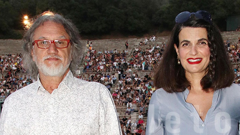 Εύα Νάθενα: Chic εμφάνιση στον 6ο μήνα της εγκυμοσύνης της