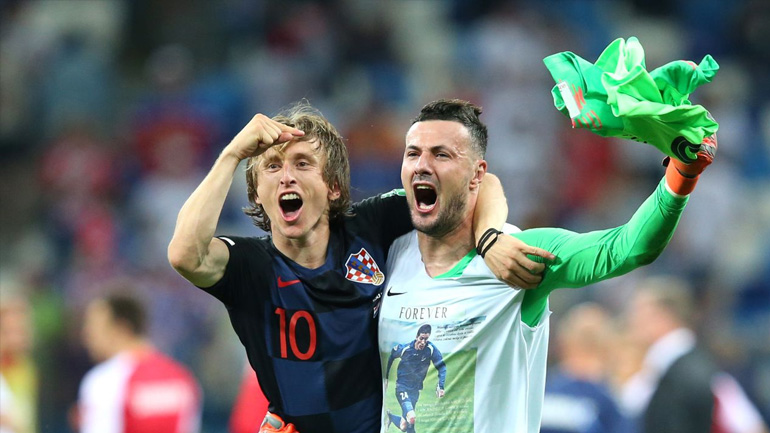 Δύο ποδοσφαιριστές ψάχνουν το νταμπλ!