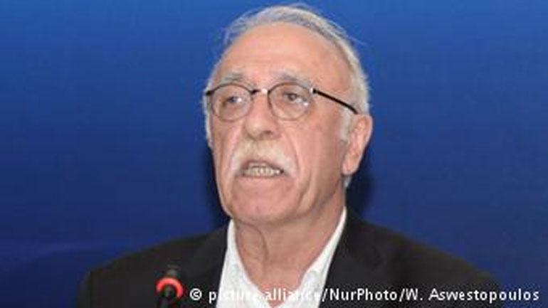 Ο Δ. Βίτσας να συναντηθεί ενδεχομένως με τον κ. Ζεεχόφερ την Πέμπτη ή Παρασκευή στο Ίνσμπρουκ στη Σύνοδο των υπουργών Εσωτερικών της ΕΕ