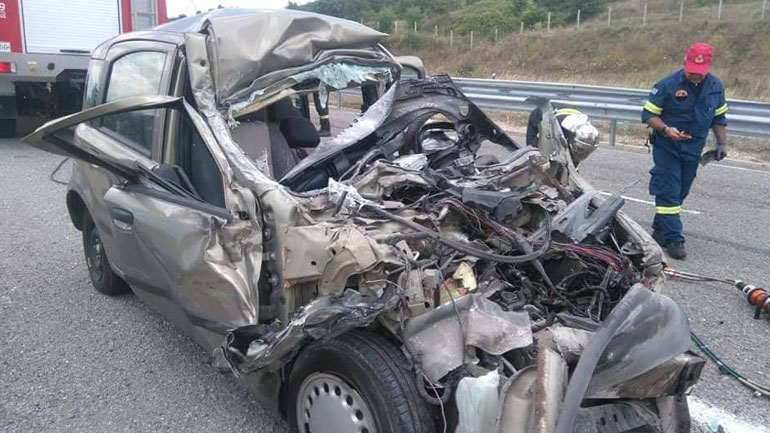 Αλεξανδρούπολη: Νεκρή 33χρονη σε σύγκρουση με νταλίκα