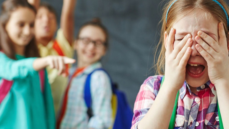 Bullying: Αναγκαία η επικοινωνία με τους γονείς και η εκπαίδευση των δασκάλων